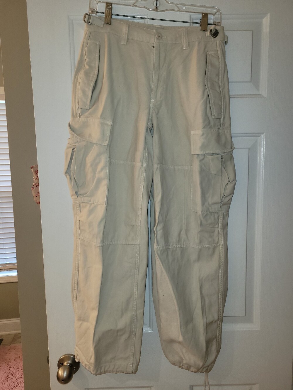 TNA Aritzia Wide Leg Cargo Pants, Size 2